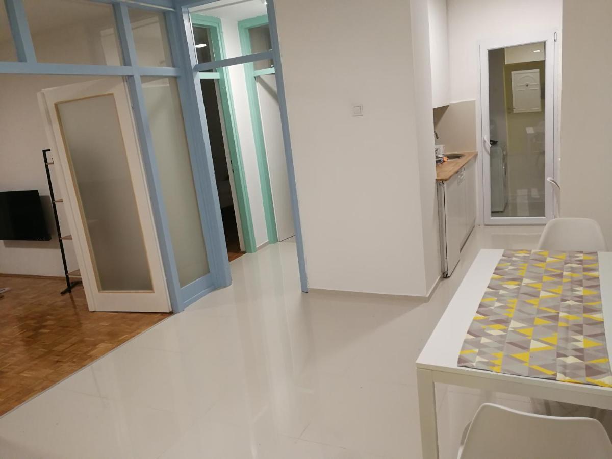 Apartment Center Banjaluka Banja Luka Buitenkant foto